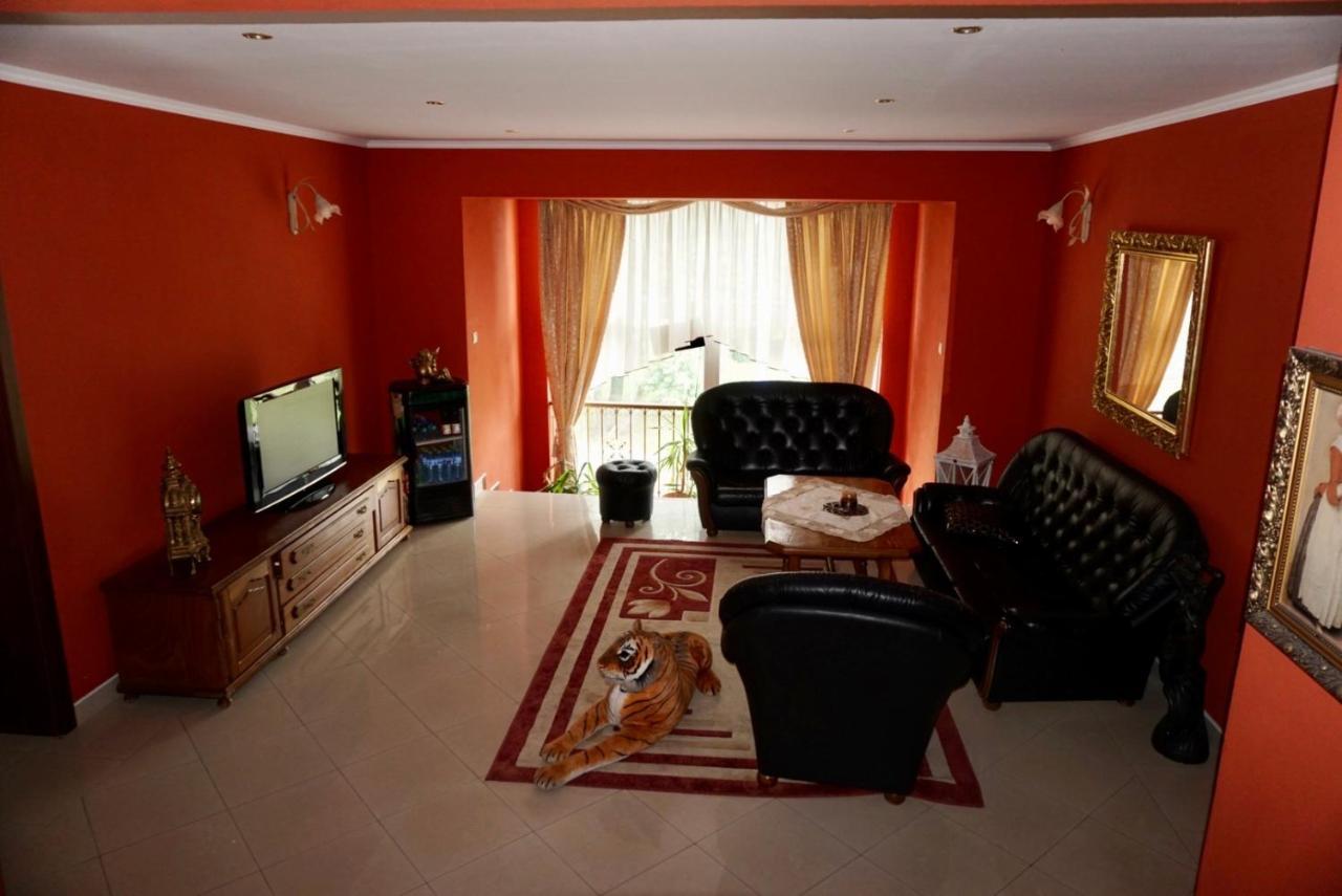 Penzion Vegas Partizánske Dış mekan fotoğraf